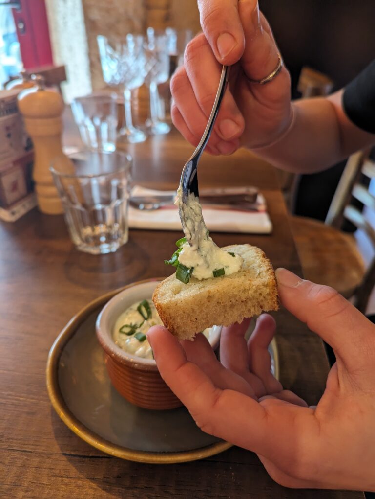 La Cervelle De Canut La Recette Du Fromage Frais Lyonnais Auberge