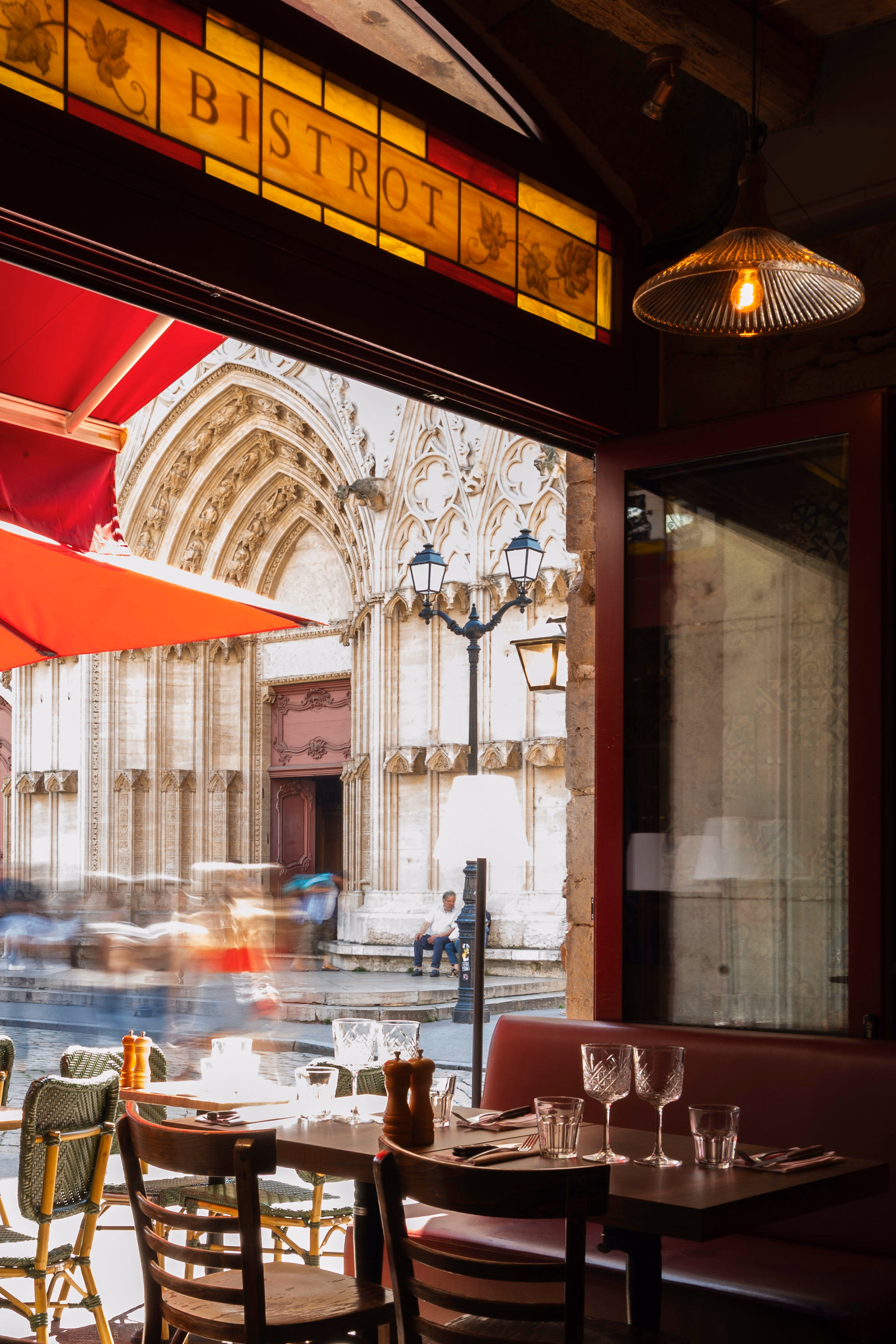 Vue de la cathédrale Saint-Jean dans le Vieux Lyon