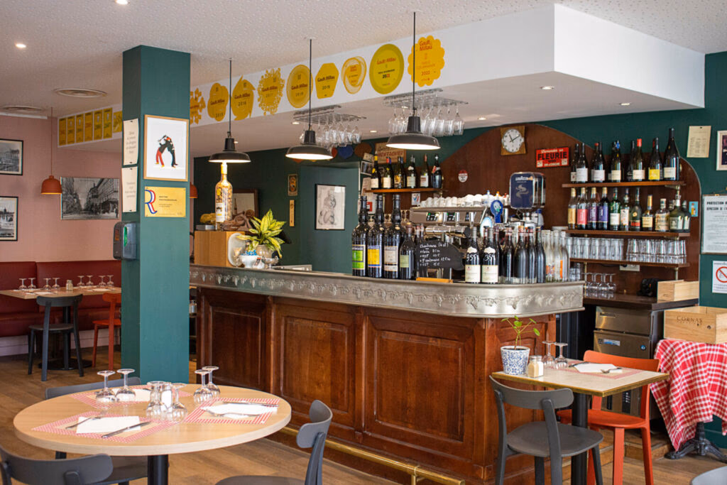 intérieur du restaurant val d'isère