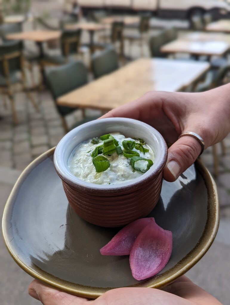 un bol de cervelle des canuts